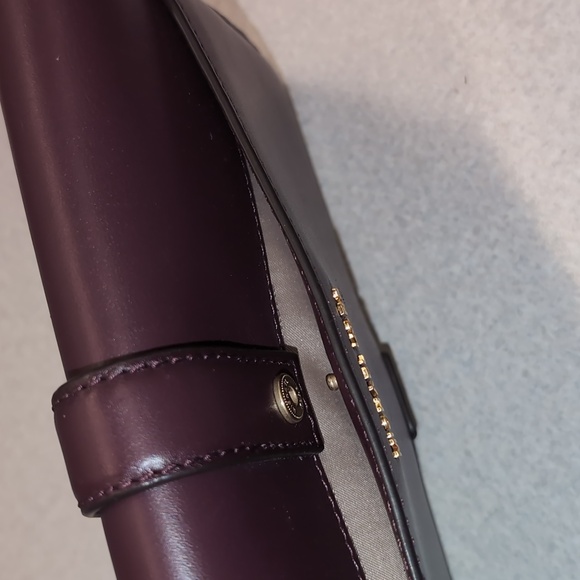Michael Kors Quincy Large Leather Plum Wallet - Picture 11 of 11